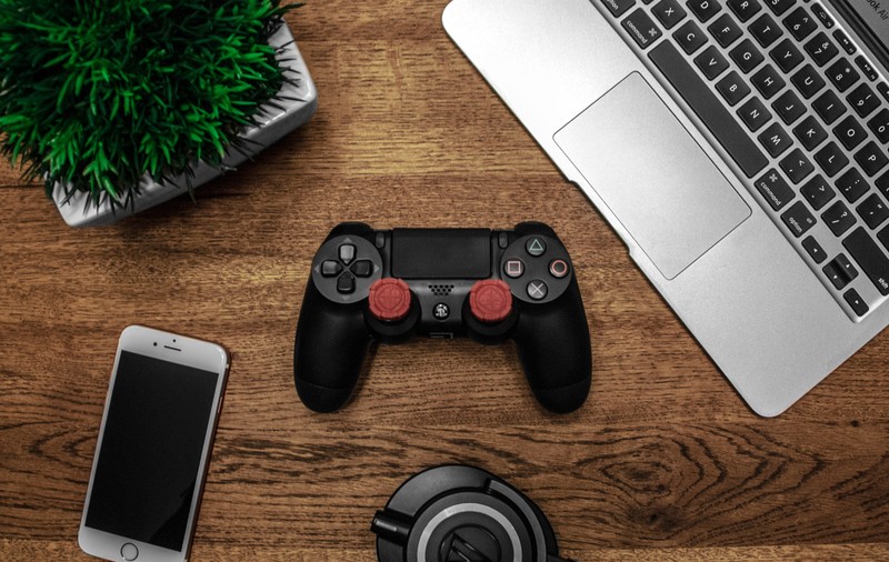 Ce caracteristici trebuie să aibă un laptop de gaming?