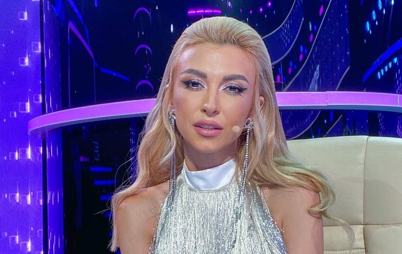 Imaginile cu Andreea Bălan, după ce a fost externată din spital. Artista a fost imediat taxată pentru gestul ei. “De ce nu te menajezi puțin?”