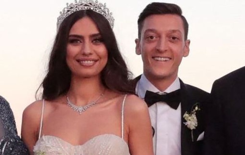 Mesut Ozil și soția sa au plătit operațiile a 219 copii. ”Acesta este doar începutul”