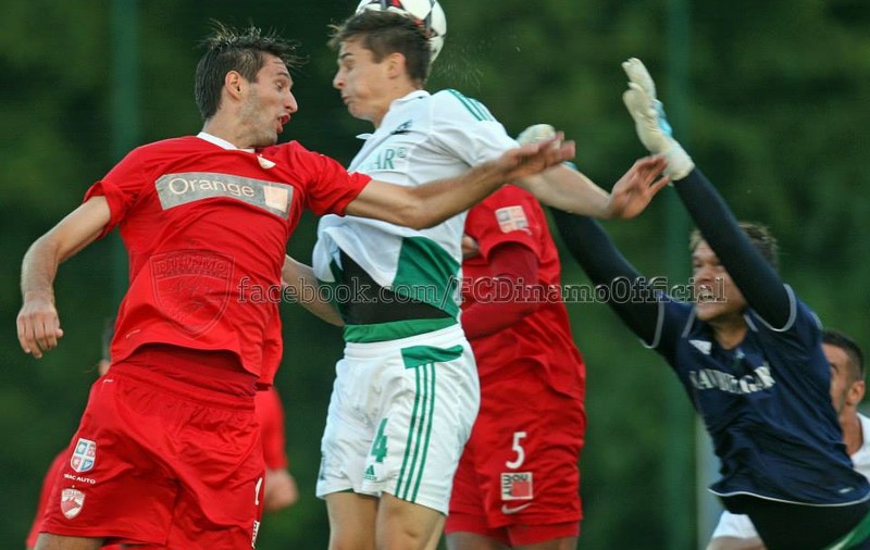FOTO / Dinamo - Ludogoreţ 2-4. ^"Câinii" copiază rezultatul Stelei