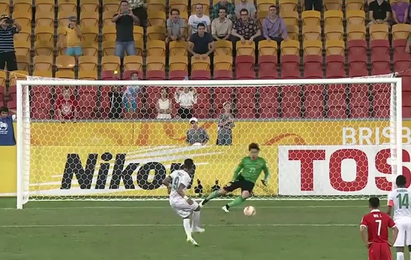 Un copil de mingi a devenit erou în China, după un moment incredibil la Cupa Asiei / VIDEO
