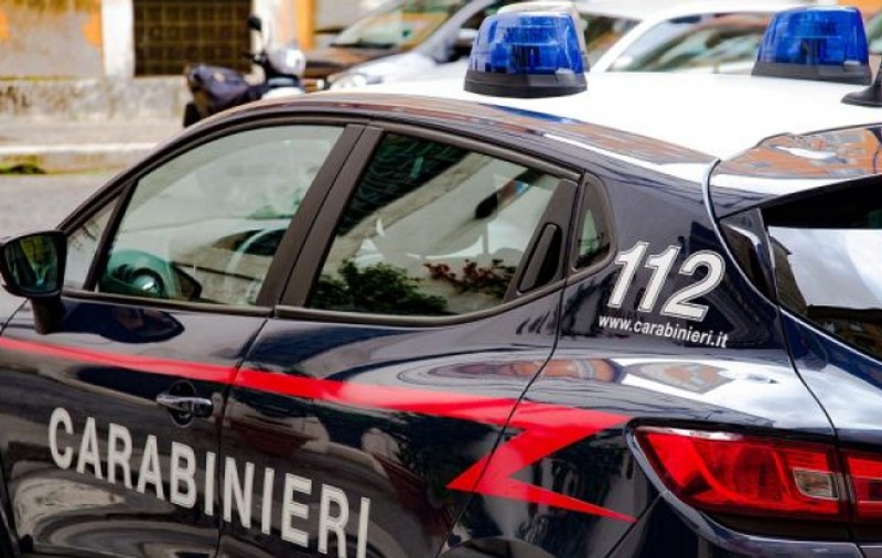 O italiancă a vrut să-și ucidă fiul paralizat! Băiatul a fost salvat de „badanta” care îl îngrijea!