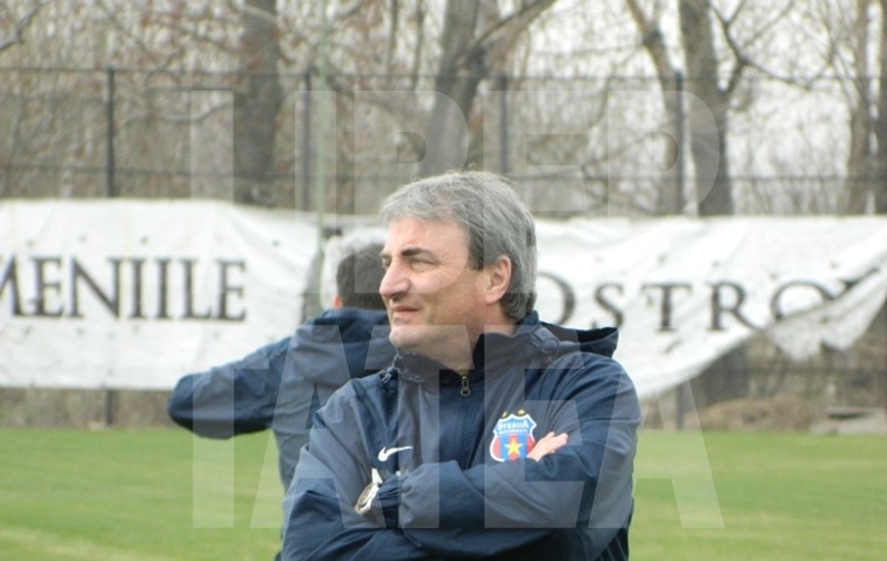 Concluzia întâlnirii dintre fani şi MM Stoica: Stoichiţă nu va fi înjurat! Dar nici susţinut!