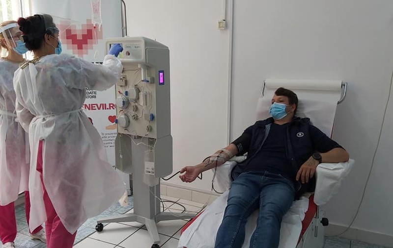 Povestea răvășitoare a primului donator de plasmă din Buzău: ”Am rămas fără mamă de la șase ani și așa e în firea mea, să ajut”