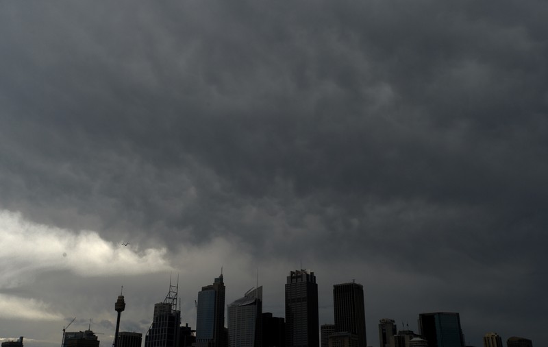 IMAGINI APOCALIPTICE! NORII AU ÎNNEGRIT CERUL oraşului SYDNEY! VIDEO DE COŞMAR