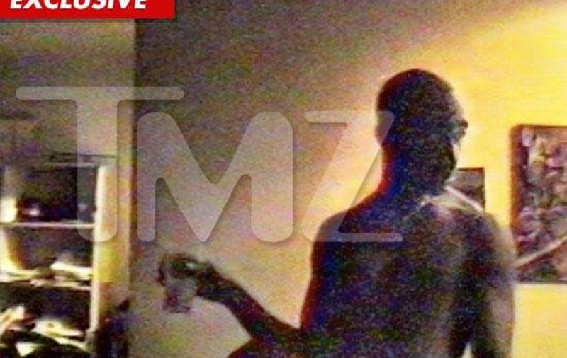 Reprezentanţii lui Tupac, gata să vândă filmul XXX cu artistul