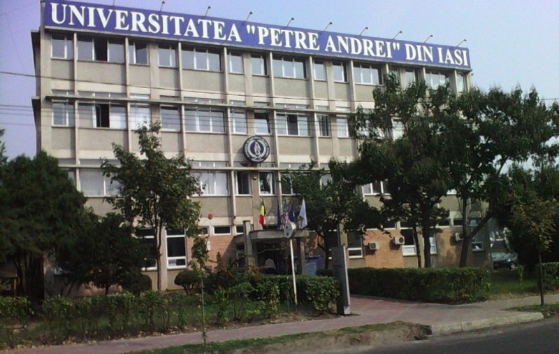 Lecția de... corupție! Prodecan al Facultății de Drept, prins în flagrant când lua mită