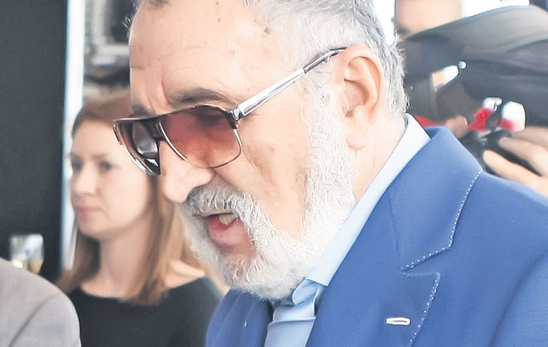Ion Țiriac revine pe primul loc
