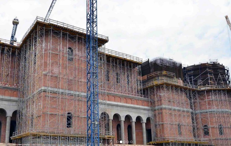 De ce e nevoie de milioanele de la stat? Românii nu prea donează pentru Catedrala Mântuirii Neamului