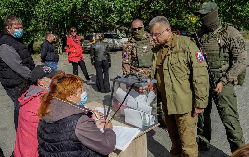 Rezultate la referendumurile de alipire la Rusia. Pro-rușii din Donețk pretind că au câștigat cu 99,23% din voturi