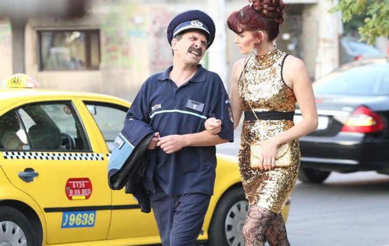 Elvira Deatcu, stânjenită de costumația sa: "Se uita lumea la noi ca la urs"