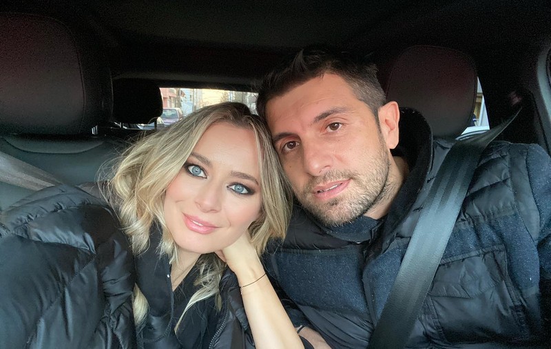 Laura Cosoi mai vrea un bebeluș. Soțul vedetei e de acord: „Nu ne oprim, ne mai dorim copii”