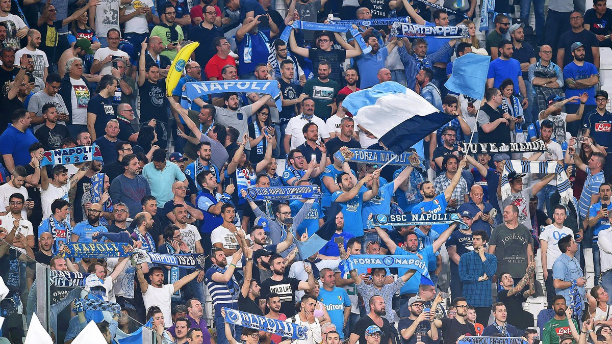 Șeicii oferă 560 de milioane de euro pentru clubul Napoli. Echipa de top din Europa cu care s-ar înfrăți gruparea italiană