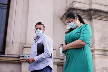 Flori Dinu, director Hexi Pharma, alături de soțul ei FOTO: Eli Driu