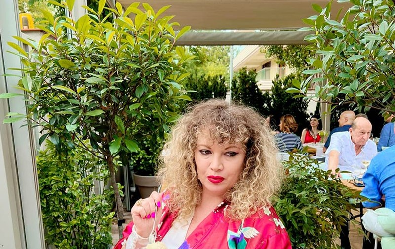 Oana Lis are probleme financiare și a început să vândă obiecte din casă: „Să fac rost de bani”