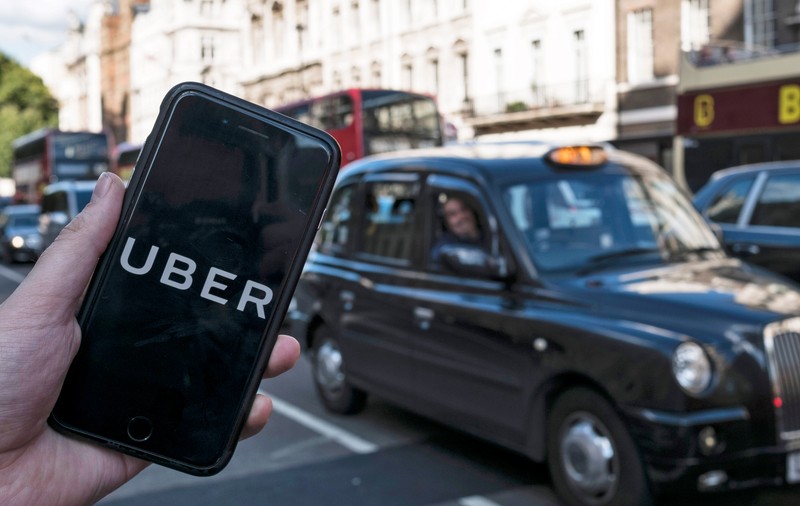 Uber va acorda șoferilor din Marea Britanie statutul de angajați