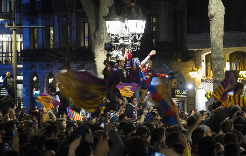 Barcelona, cea mai tare revenire din istoria Ligii Campionilor. Nimeni n-a mai întors un 0-4! Catalanii, pe străzi