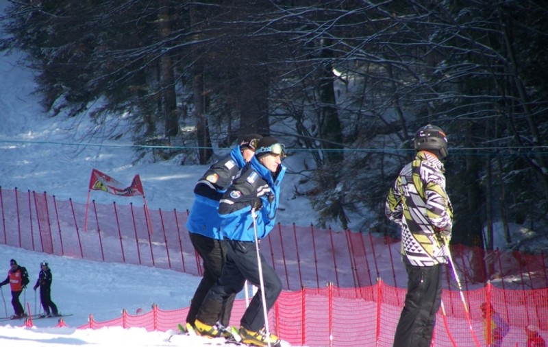 Jandarmii au ieşit fruntaşi la Campionatului de Schi al Ministerului Afacerilor Interne.