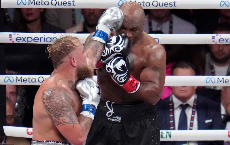 Jake Paul l-a învins clar pe Mike Tyson: „Tânărul leu l-a bătut pe bătrânul leu”