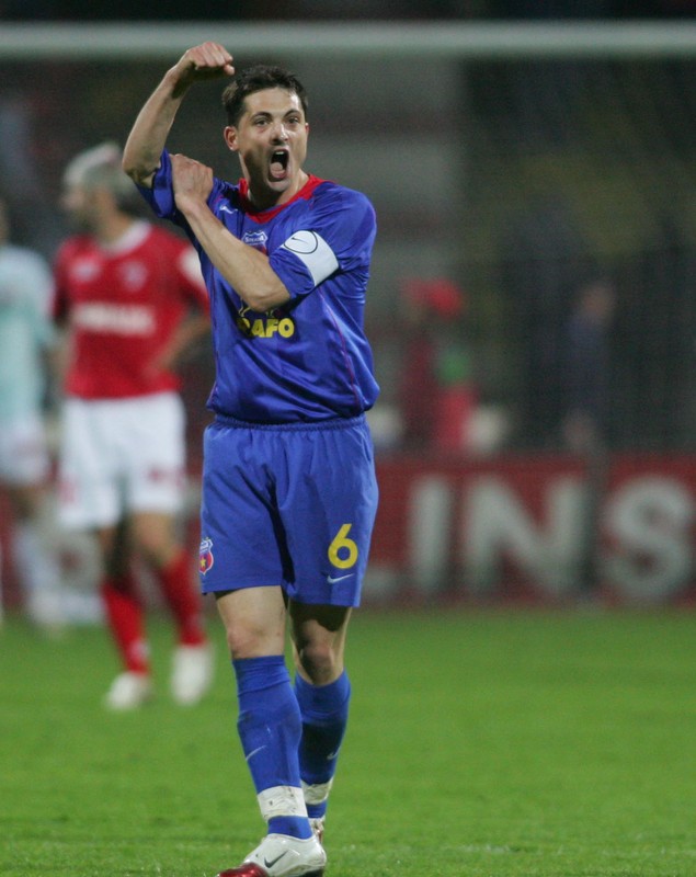 Rădoi a acceptat oferta de a antrena Steaua și vine azi de la Dubai