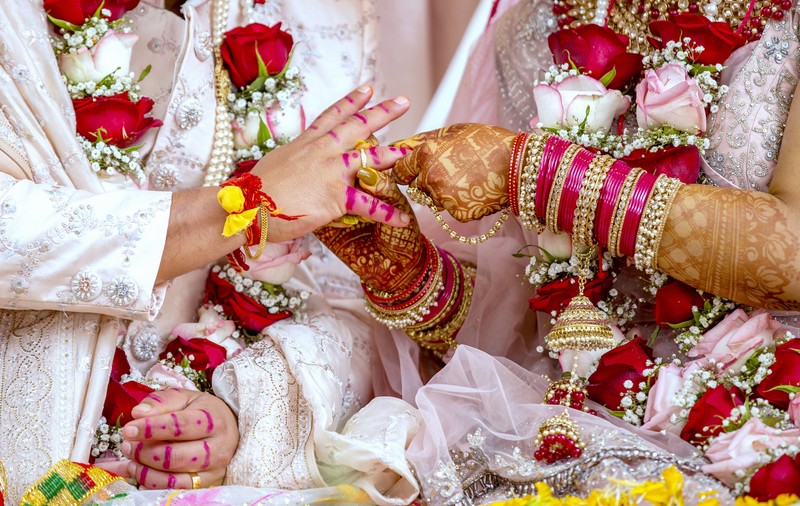 Soțul Sonu a anulat nunta din cauza notelor proaste ale miresei Soni, în India