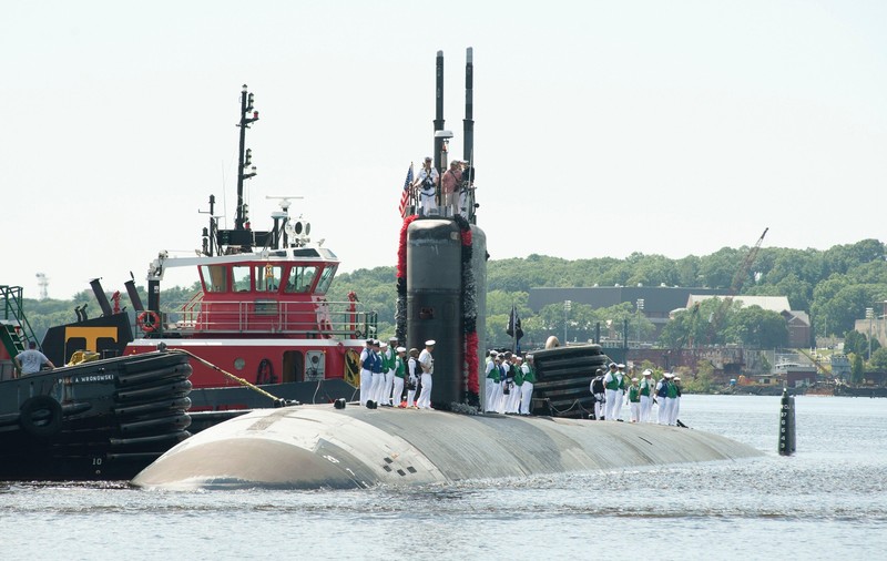 Submarinul american Connecticut s-a ciocnit cu un obiect „neidentificat” în Marea Chinei de Sud. Mai mulți membri ai echipajului au fost răniți