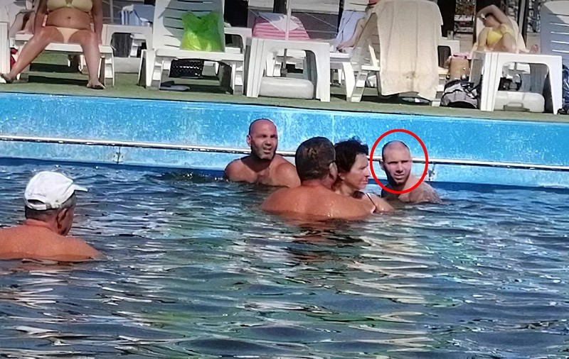 Interlopul Ventura, surprins la ștrand în timp ce se află sub control judiciar