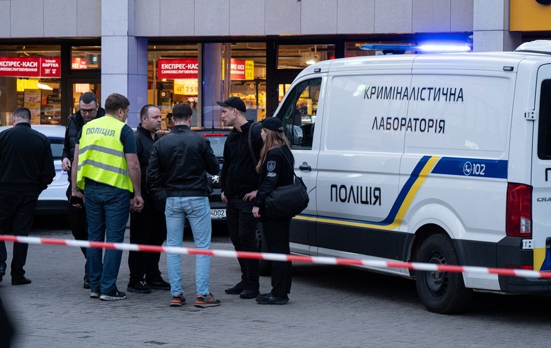 Atac armat de la Kiev. Doi polițiști au fost suspendați și sunt anchetați: „O rușine pentru întregul sistem”