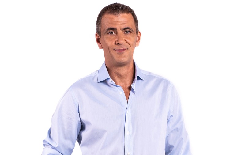 Cosmin Cernat va prezenta FanArena, la Kanal D. „Concurenții vor trece prin momente de cumpănă”