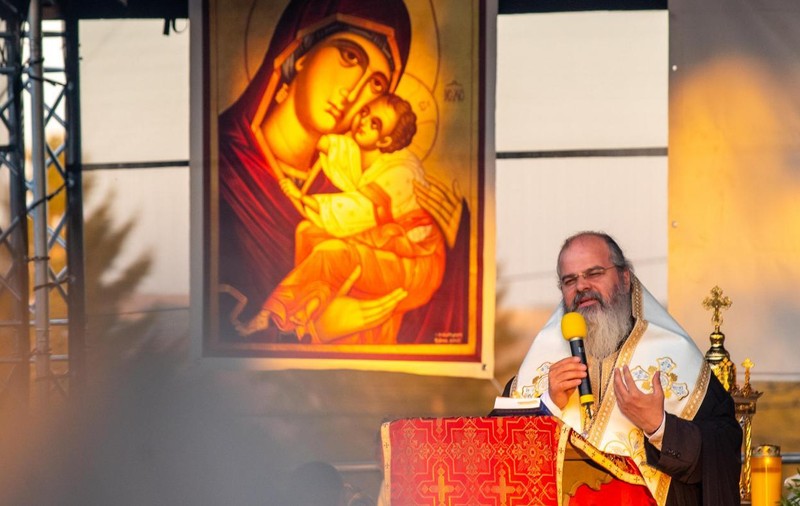Episcopul Huşilor a fost diagnosticat cu coronavirus și este internat în spital