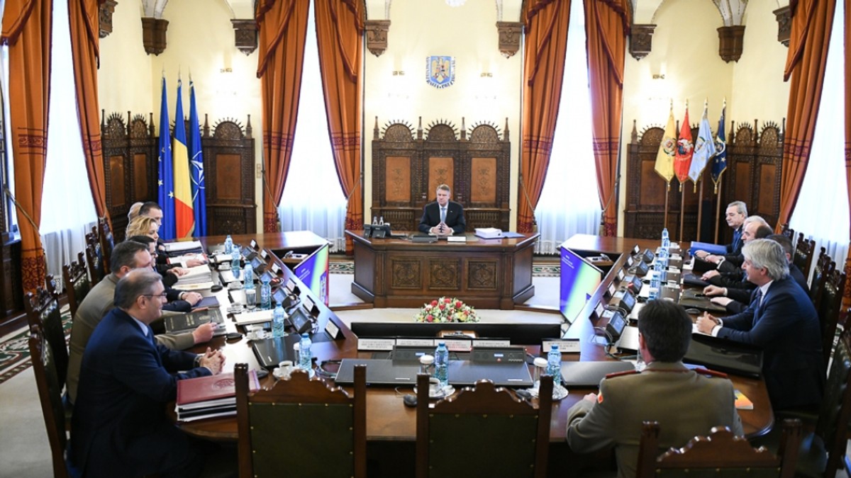 Documentele despre Arhiva SIPA, predate comisiei de anchetă