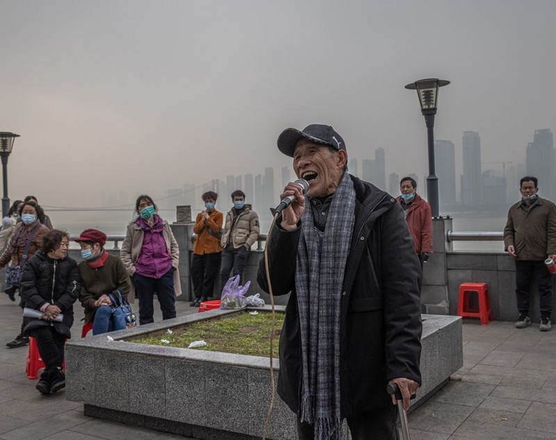 FOTO | La un an după lockdown, orașul Wuhan mai are încă traume, dar se bucură de o normalitate pe care Europa poate doar să o invidieze