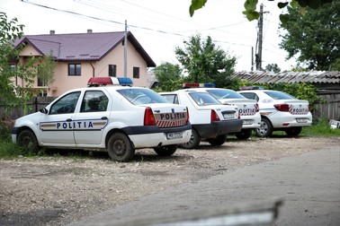 Indiferent de generaţie, Dacia este încă la datorie.