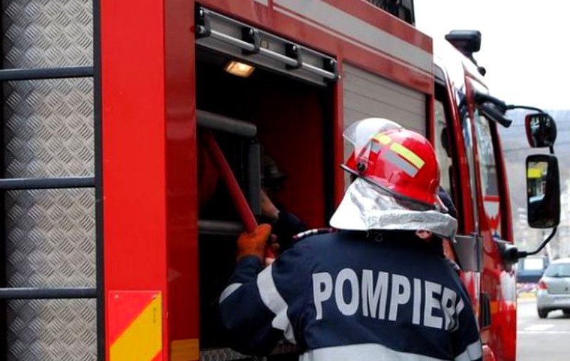 Bărbat căzut într-un puț de 14 metri în județul Neamț. Pompierii au reușit să-l salveze cu greu