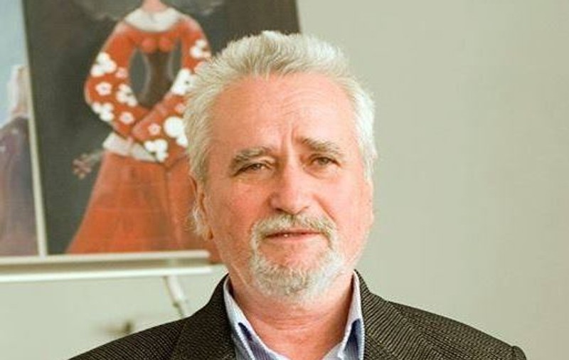 Poetul Lucian Avramescu a încetat din viaţă, la 73 de ani. „Avea încă atâtea de trăit, atâtea de împărtășit nouă”, spune violonistul Alexandru Tomescu