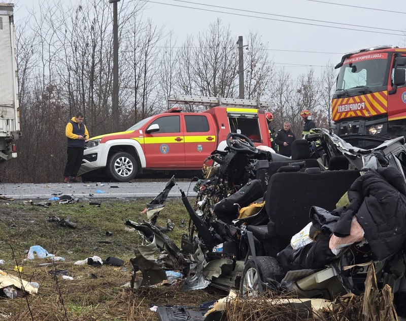 Primele imagini de la accidentul cu șapte morți de la Lugojel, în Timiș