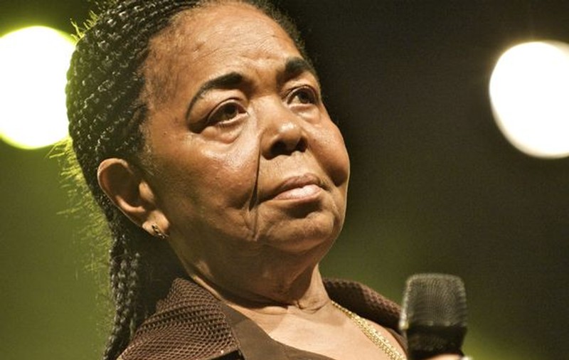 Un aeroport din Capul Verde poartă numele cântăreţei Cesaria Evora