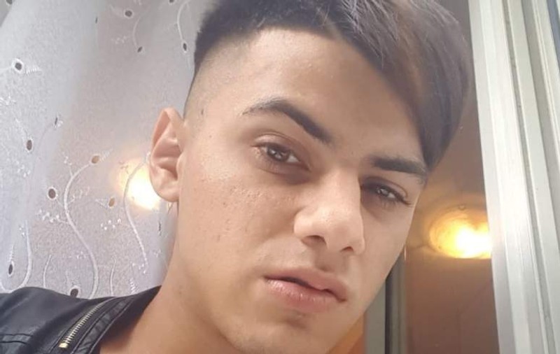 Un tânăr din Ploieşti şi-a torturat şi umilit iubita. Totul a fost filmat