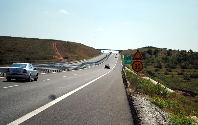 Sofer, prins cu 238 de kilometri la oră, pe Autostrada Transilvania