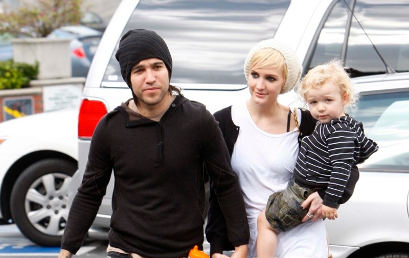 Ashlee Simpson divorţează de Pete Wentz