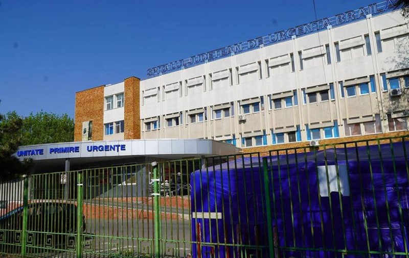 Mai mulți muncitori pakistanezi cu coronavirus au făcut scandal în Spitalul Județean Brăila. Managerul: „Nu le place mâncarea”