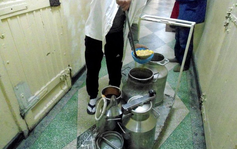 Ce meniu de Centenar au deţinuţii de la Penitenciarul Jilava
