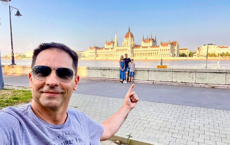 Dan Negru, dezvăluiri neașteptate despre familia lui. „Băiatul meu e prieten cu Selly și Dorian și își mai schimbă mesaje pe WhatsApp fără ca eu să știu”