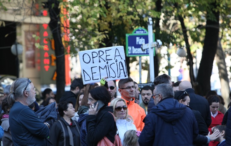 UPDATE | Proteste la Universitate, după moartea polițistului Bogdan Gigină | FOTO