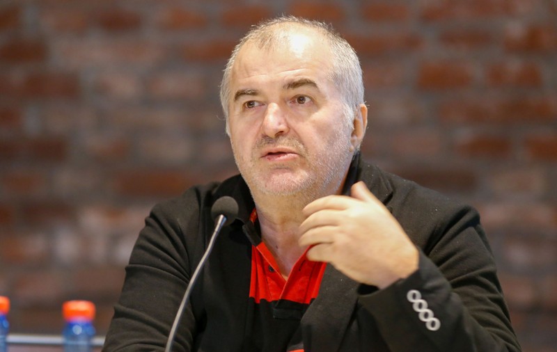 Cât costă porția de varză călită cu ciolan la restaurantul lui Florin Călinescu. Clienții au fost surprinși când au văzut prețurile preparatelor
