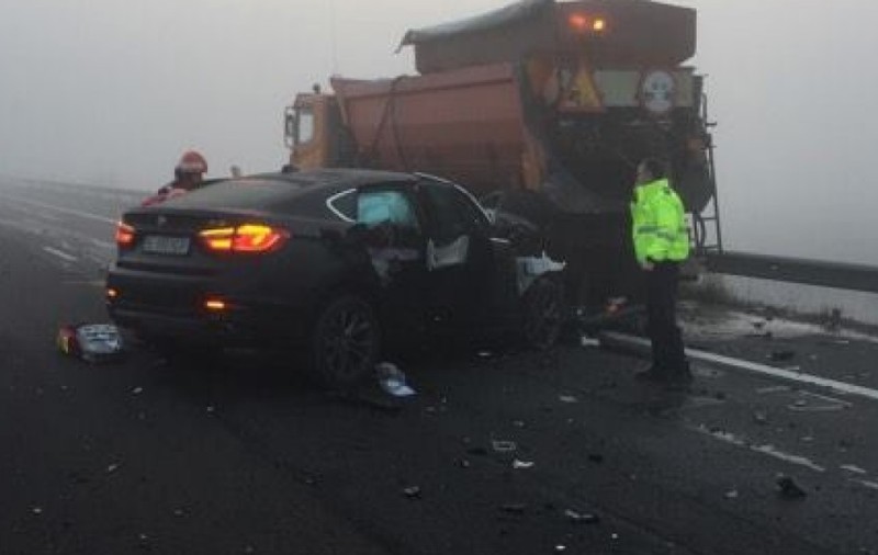 UPDATE: O persoană a murit pe Autostrada Soarelui, în urma unui accident în lanț