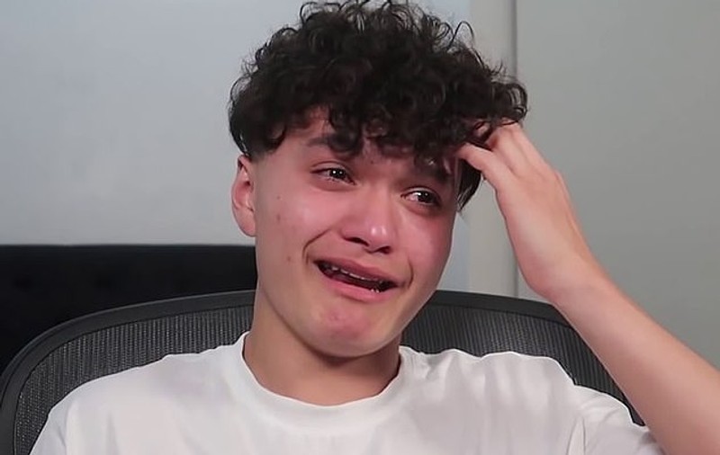 Youtuber cu 2 milioane de abonați, interzis pe viață să joace Fortnite.  FaZe Jarvis și-a cerut iertare plângând, după ce a trișat