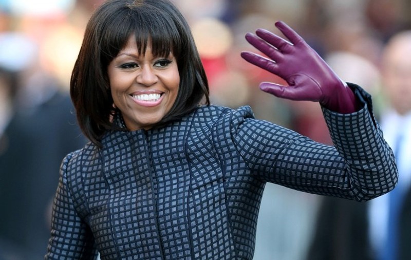 Michelle Obama, CRITICATĂ pentru noua coafură. Un celebru designer o DESFIINŢEAZĂ: "Seamănă cu o PREZENTATOARE DE ŞTIRI"