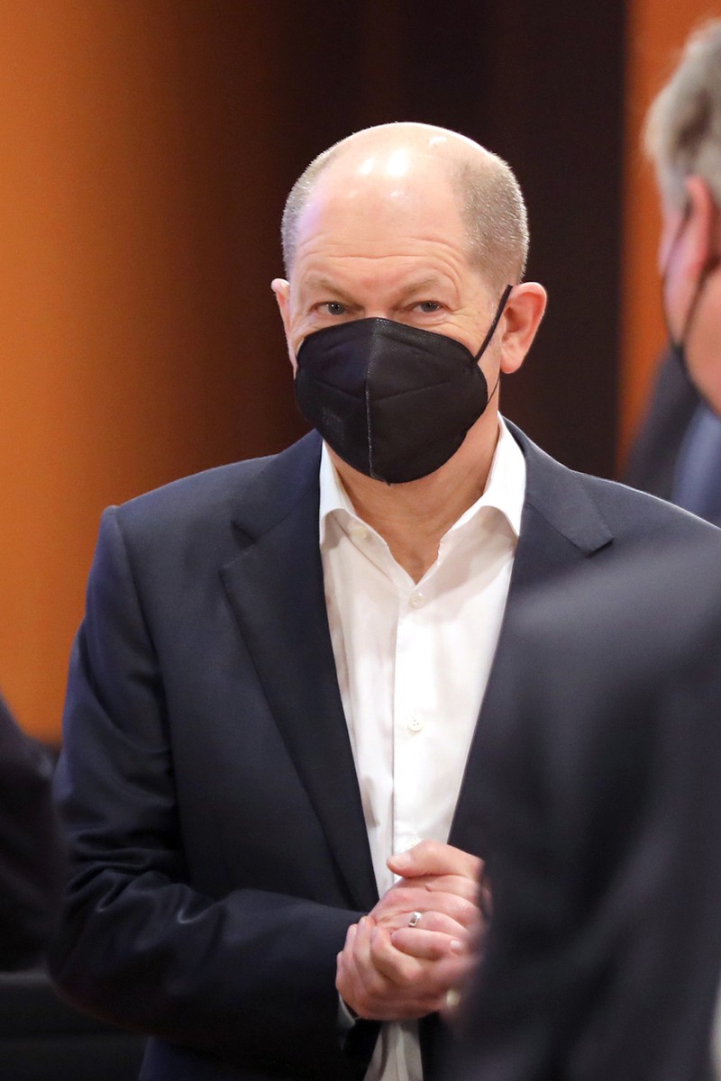Cancelarul german Olaf Scholz, la o reuniune de securitate a Cabinetului Federal German privind situația din Ucraina, la Berlin, Germania, 28 februarie 2022 | Foto: EPA