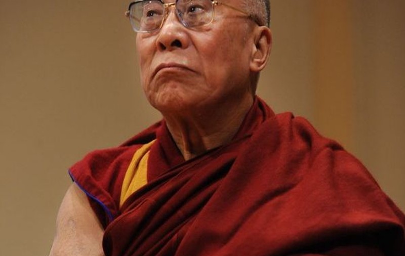 Dalai Lama spune că nu ştie cine e Tiger Woods, însă îi dă sfaturi